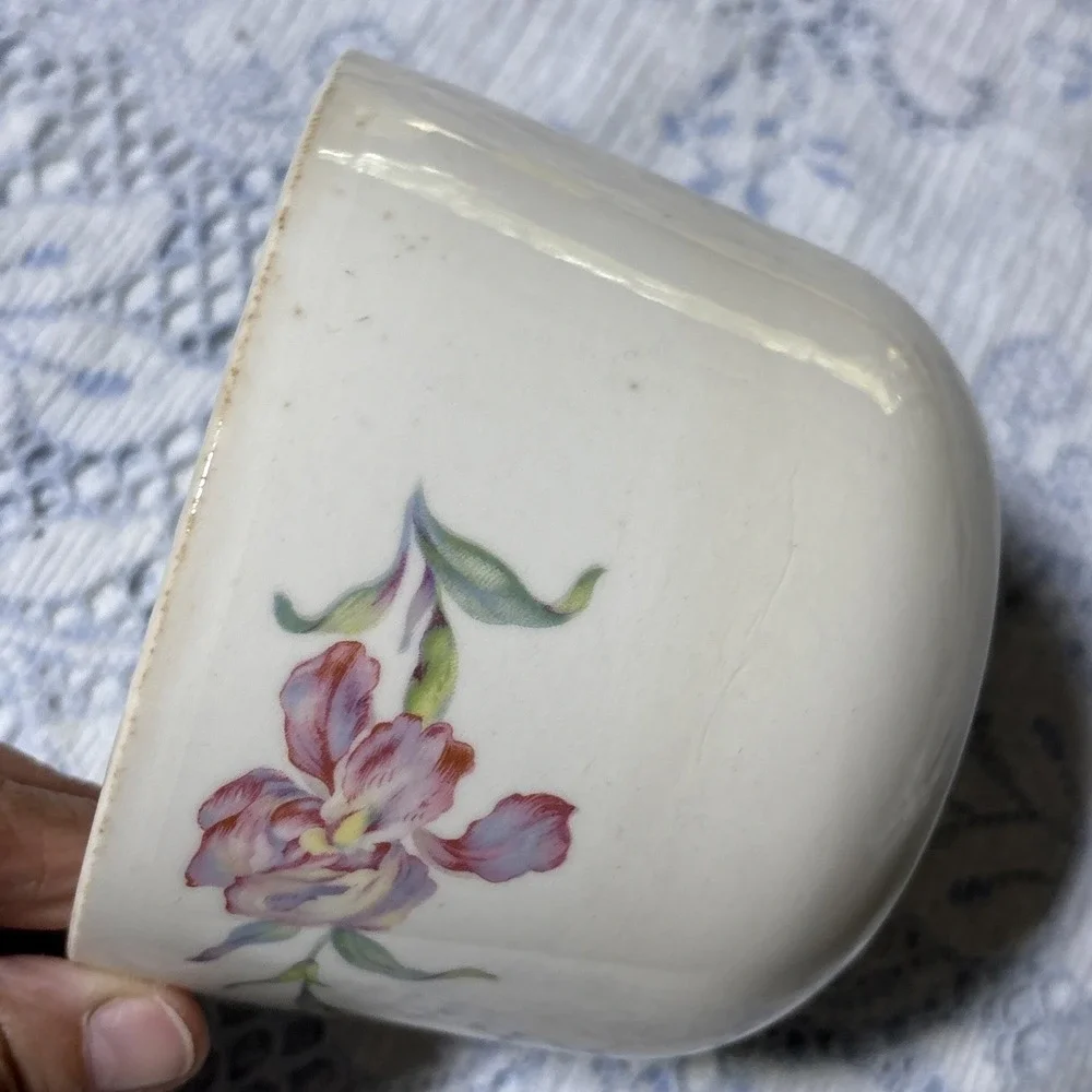 Vintage Universal Potteries Cambridge Iris Pattern Mixing Bowl 5 In 1 Pint